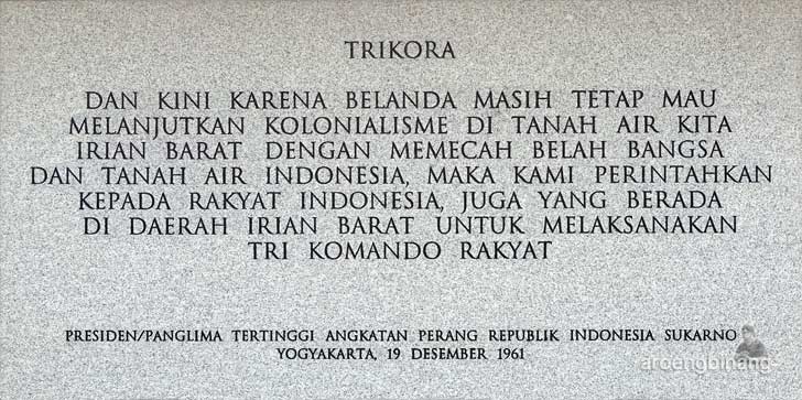 monumen pembebasan irian barat