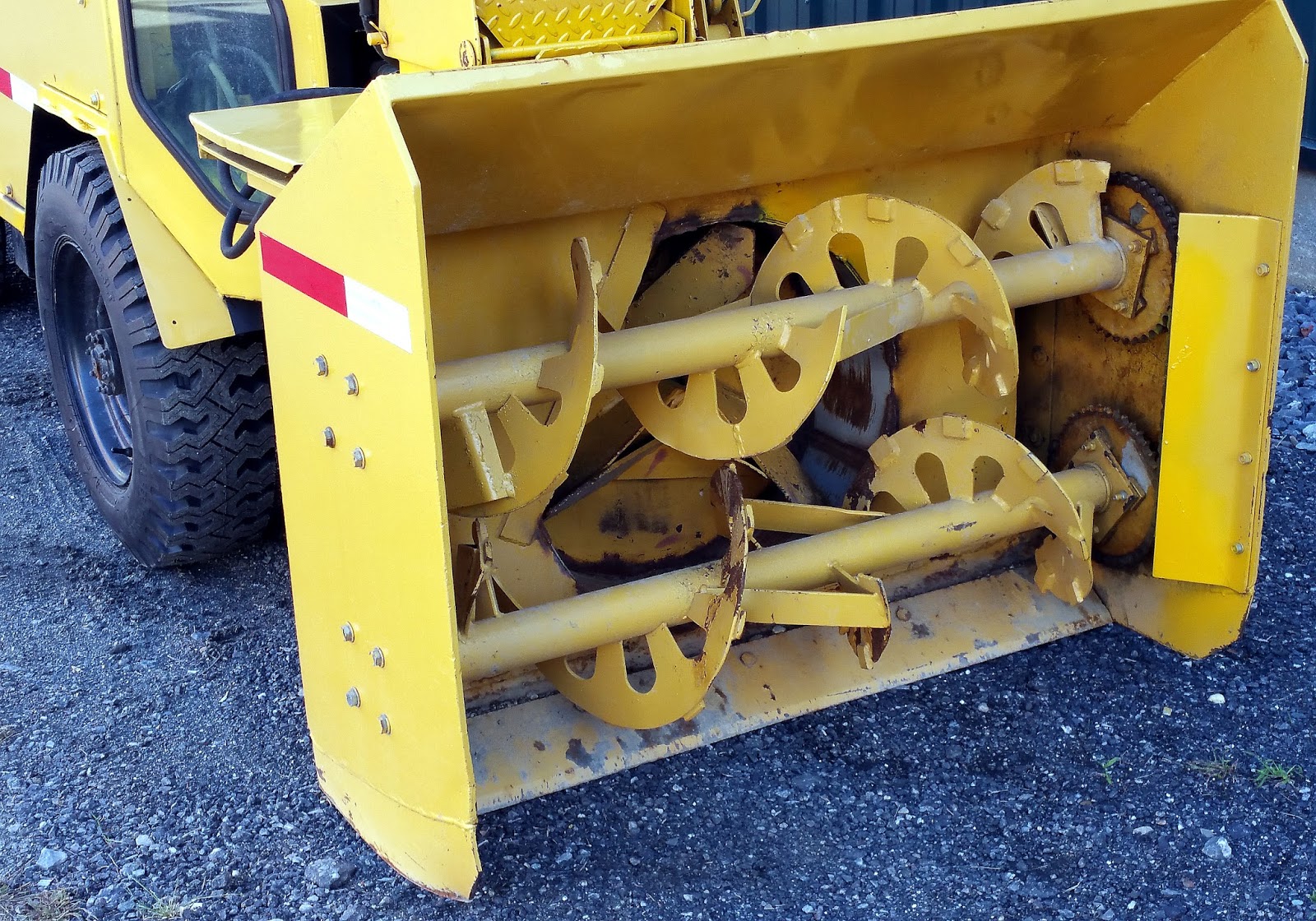 Trackless Snowblower