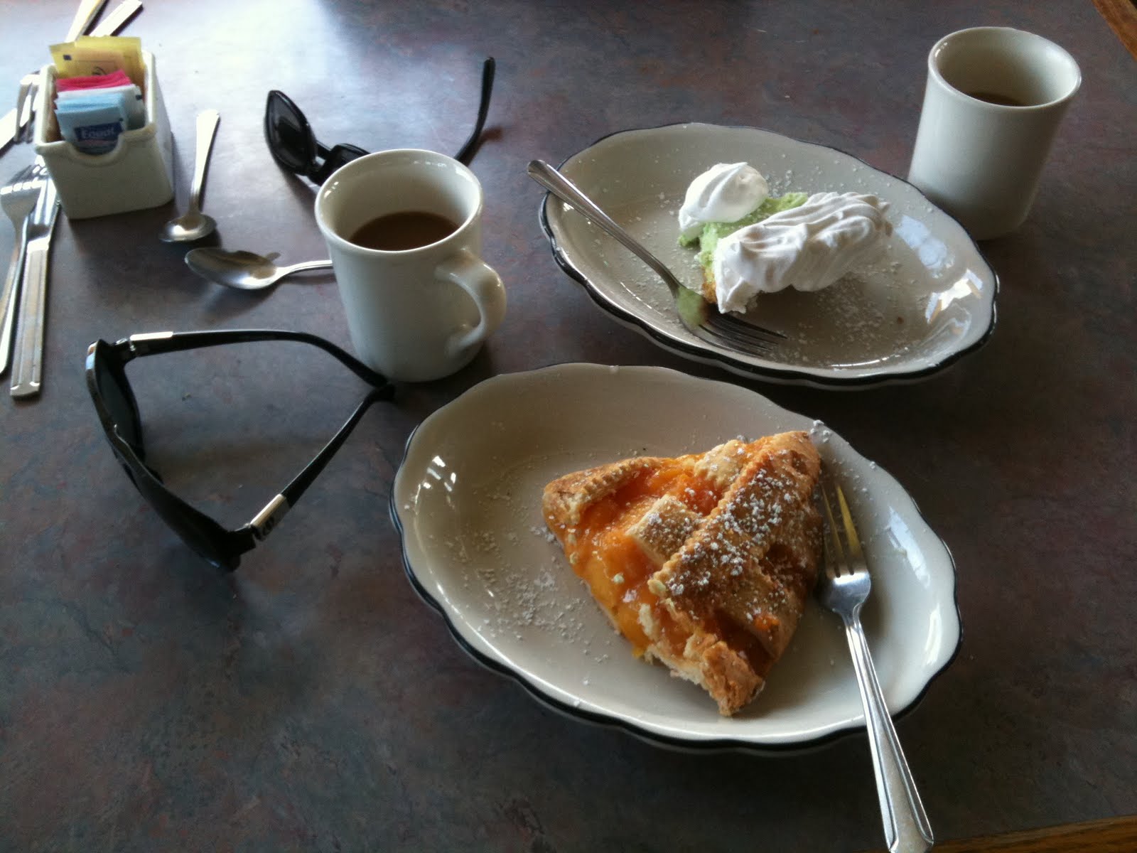 DicE Magazine: Yummy Yum Yum