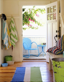 ESTILO RUSTICO: Casa de Playa Rustica en California / Rustic Beach