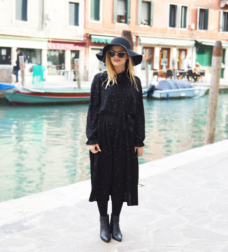 venezia italy ootd lotd outfit