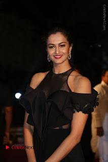 Actress Shu Aiyappa Stills in Stylish Black Long Dress at Gemini TV Puraskaralu 2016 Event  0001