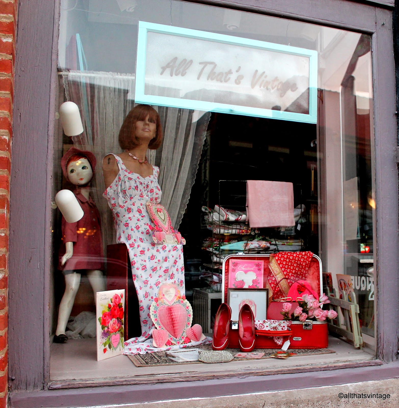 All That's Vintage All That's Vintage Window Displays (Valentines Day