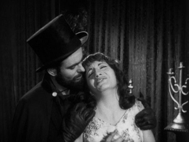 Watch The Wronged Man Online Fandango Gift