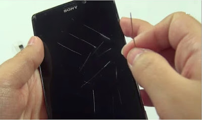كيفية إزالة الخدوش على شاشة هاتفك بطريقة بسيطة How to remove scratches on the phone screen easily