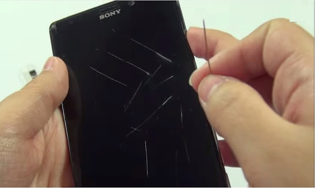 كيفية إزالة الخدوش على شاشة هاتفك بطريقة بسيطة How to remove scratches on the phone screen easily