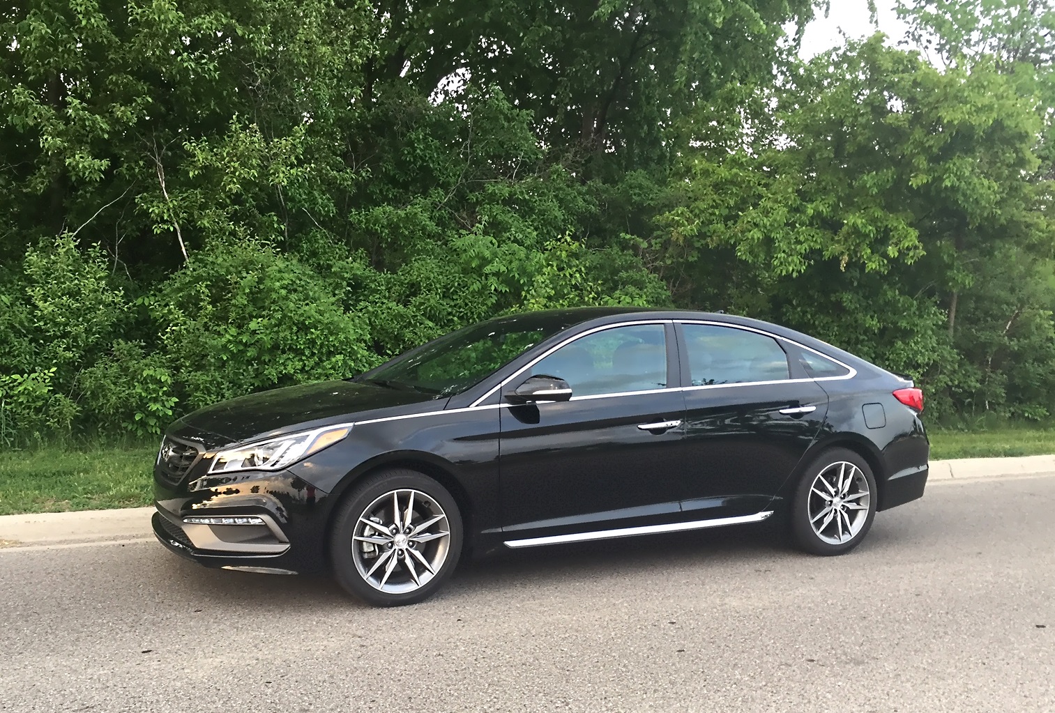 Mommy's Favorite Things: 2016 Hyundai Sonata Sport 2.0T