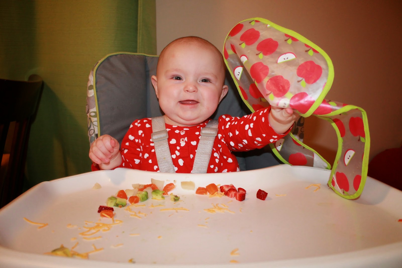 Polka-Dotty Place: Feeding SOLIDS to Your Baby