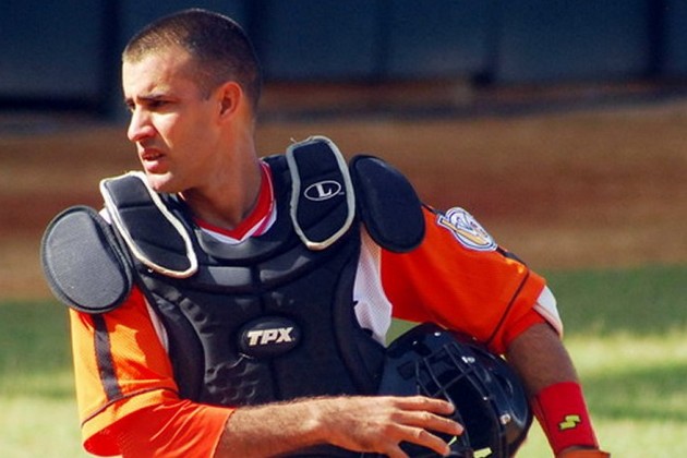 Yulexis La Rosa uno de los mejores catchers cubanos de años recientes en Cuba Yulexis La Rosa uno de los mejores catchers cubanos de años recientes en Cuba