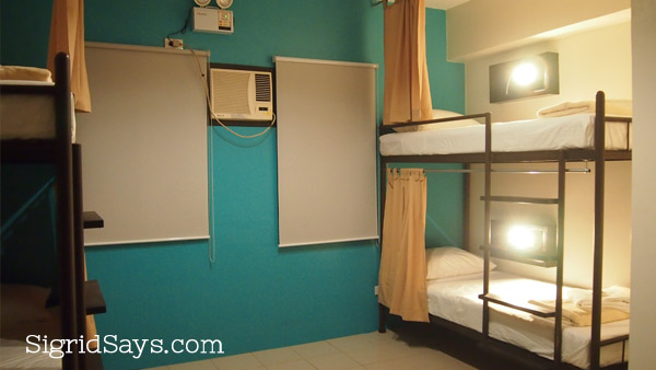 Bacolod hostel - The Hostelry and Residences