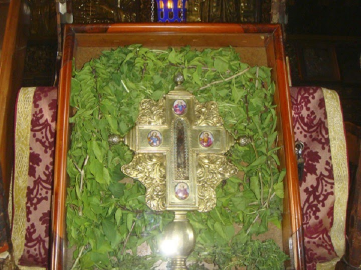 Τίμιο Ξύλο από την Ιερά Μονή Βατοπαιδίου Αγίου Όρους http://leipsanothiki.blogspot.be/