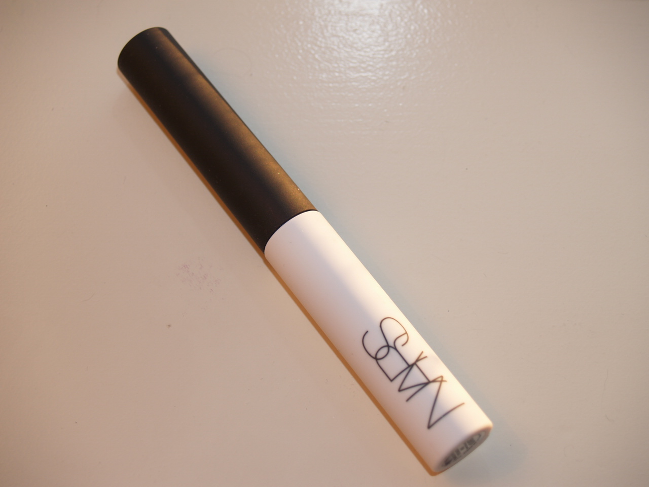 The Beautiful Addiction Nars Pro Prime Smudge Proof Eyeshadow Base