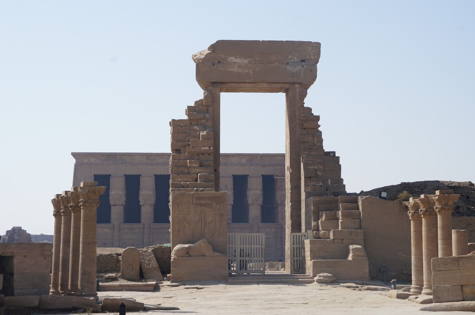 【エジプト一人旅その6】ルクソール滞在中に絶対訪れるべき場所はデンデラ！台湾、時々世界へ