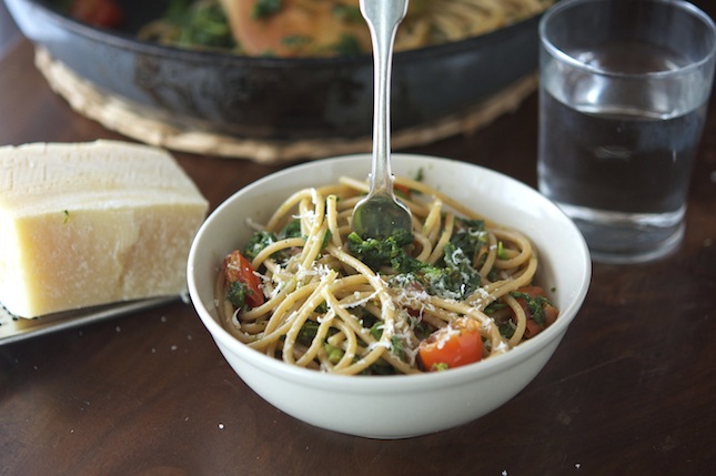 Spaghetti with Greens and Cherry Tomatoes
