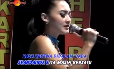 Nella Kharisma feat The Rosta - Tiada Lagi mp3 Nella Kharisma feat The Rosta - Tiada Lagi mp3