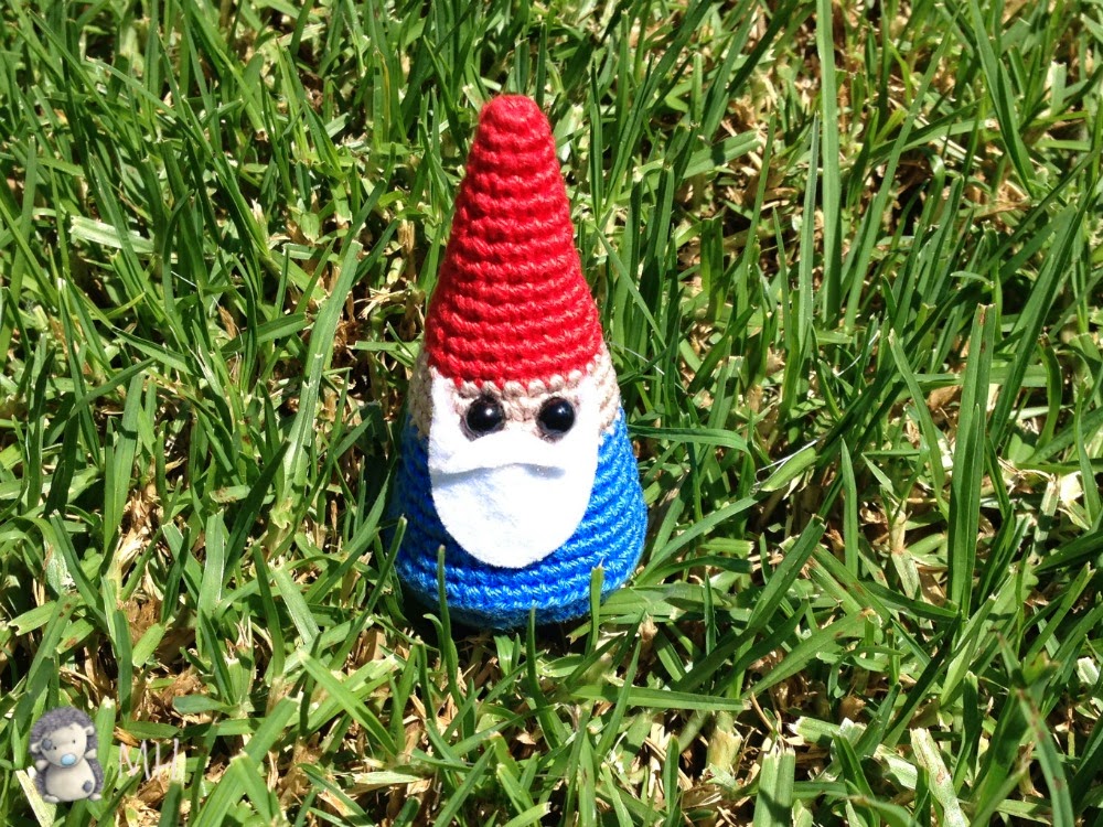 Pequeño gnomo amigurumi