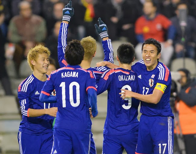 No retorno a Yokohama, Nakamura é vaiado; novo camisa 10 do