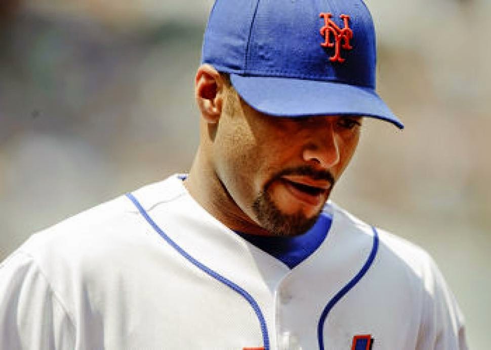 Bleeding Yankee Blue: I WAS WRONG ABOUT JOHAN SANTANA