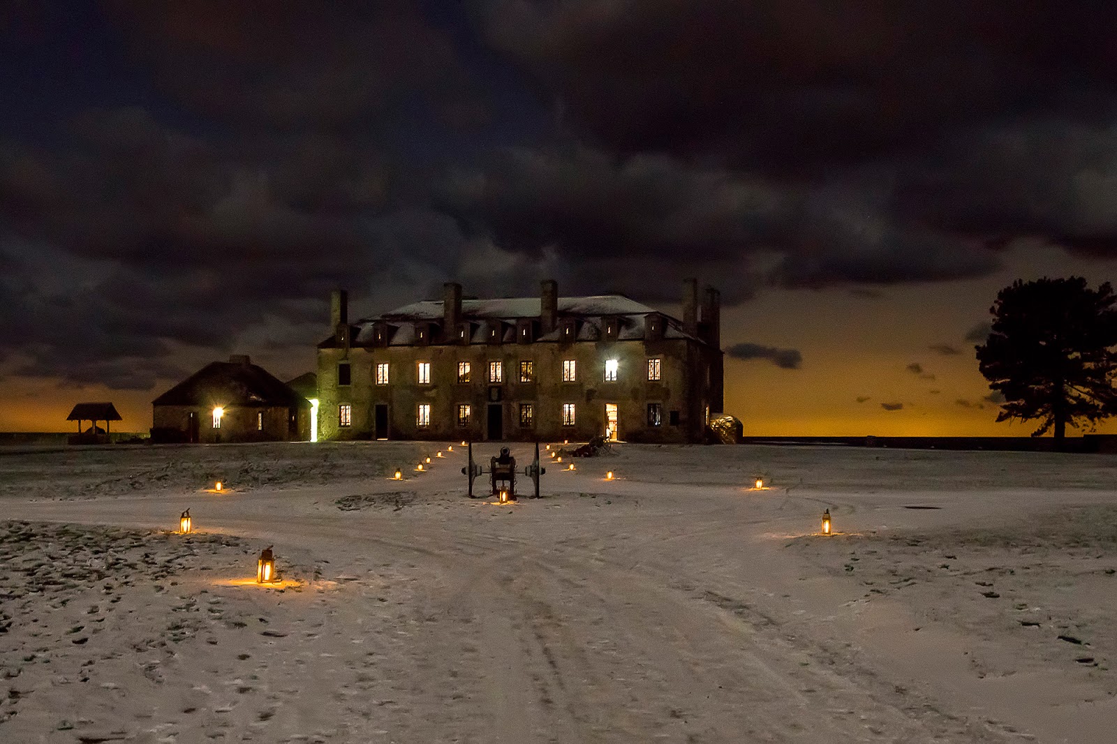Niagara's Watercooler Old Fort Niagara Castle By Candlelight Tours