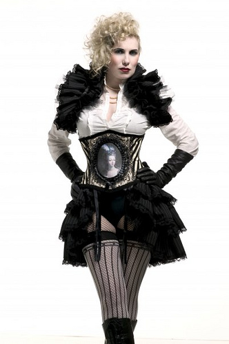 Which Victorian Bustle For My Bustle Dress Steampunk And Gothic