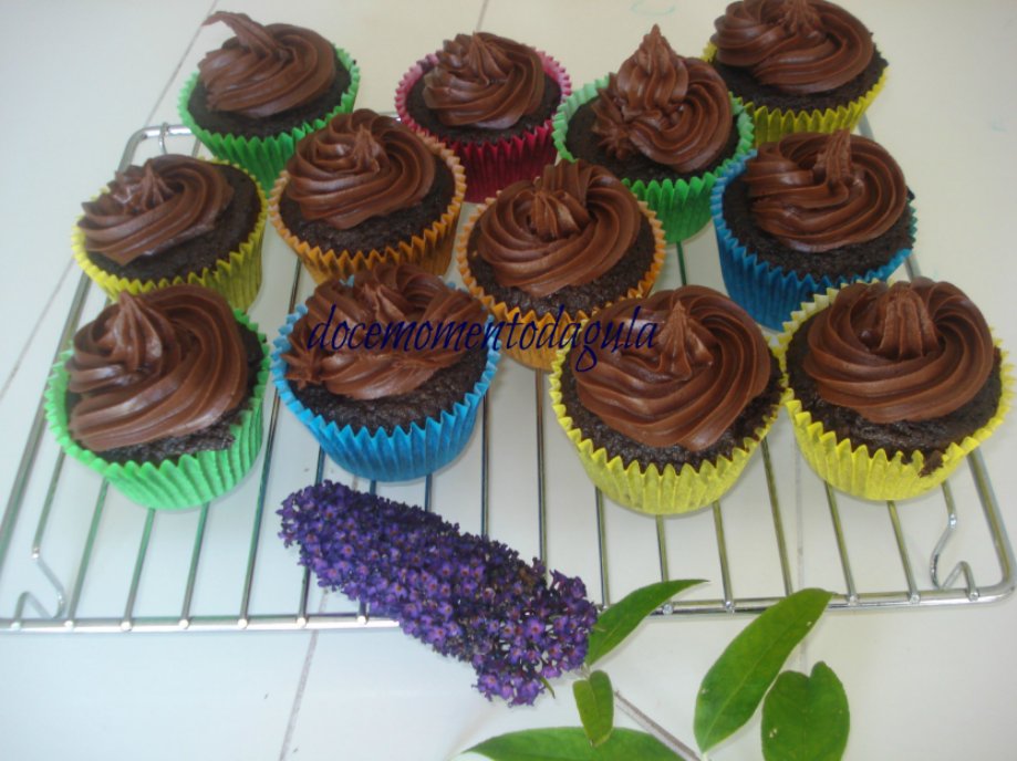 Doce Momento da Gula CupCakes de Chocolate