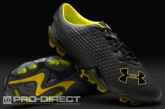 A FOOTBALLER'S WEAPONS: Top 10 Lightest Football Boots - 2011