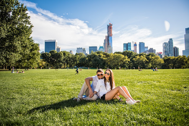 romantic photoshoot in Central Park