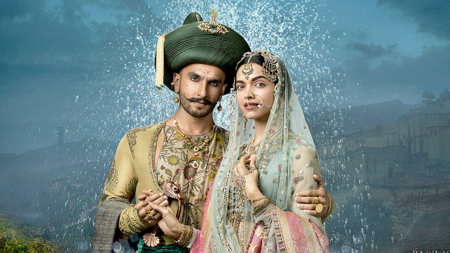 Award Winning Costues on Bajirao Mastani Movie Award Winning Costues on Bajirao Mastani Movie