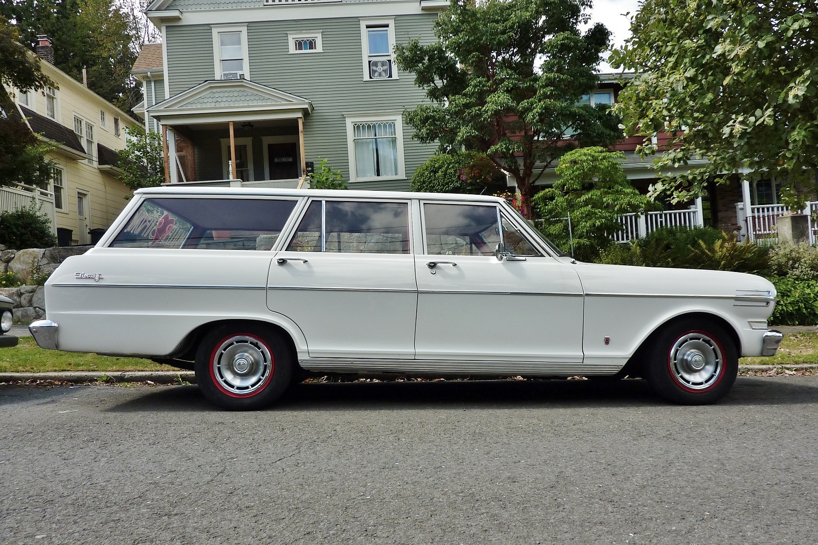 Seattle's Parked Cars: 1962 Chevy II Nova Wagon