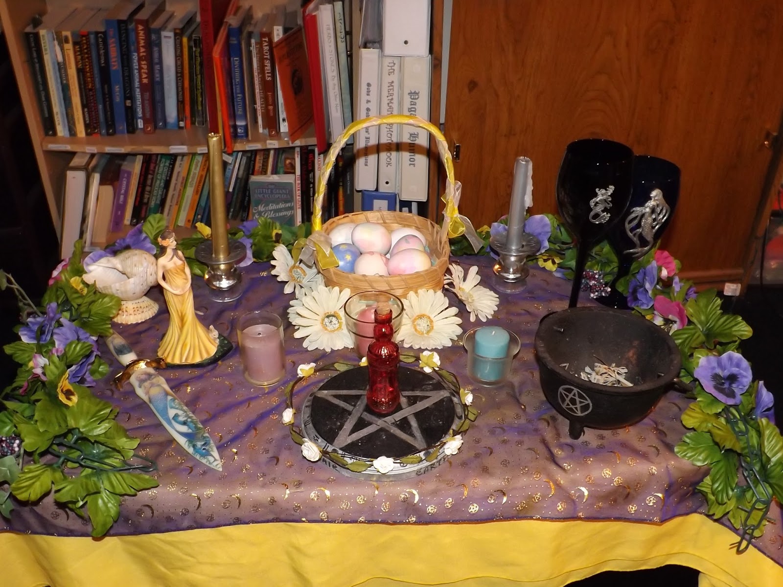 The Wiccan Life The use of Sacred Altars