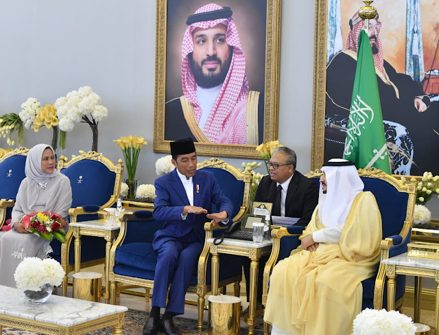 Tiba di Riyadh, Presiden Jokowi Akan Bertemu Raja Salman dan Pangeran Muhammad bin Salman