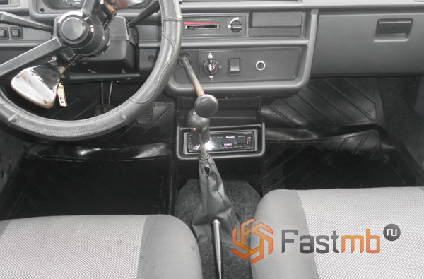 Авторемонт: Полочка под автомагнитолу в Славуте (Таврии) своими руками