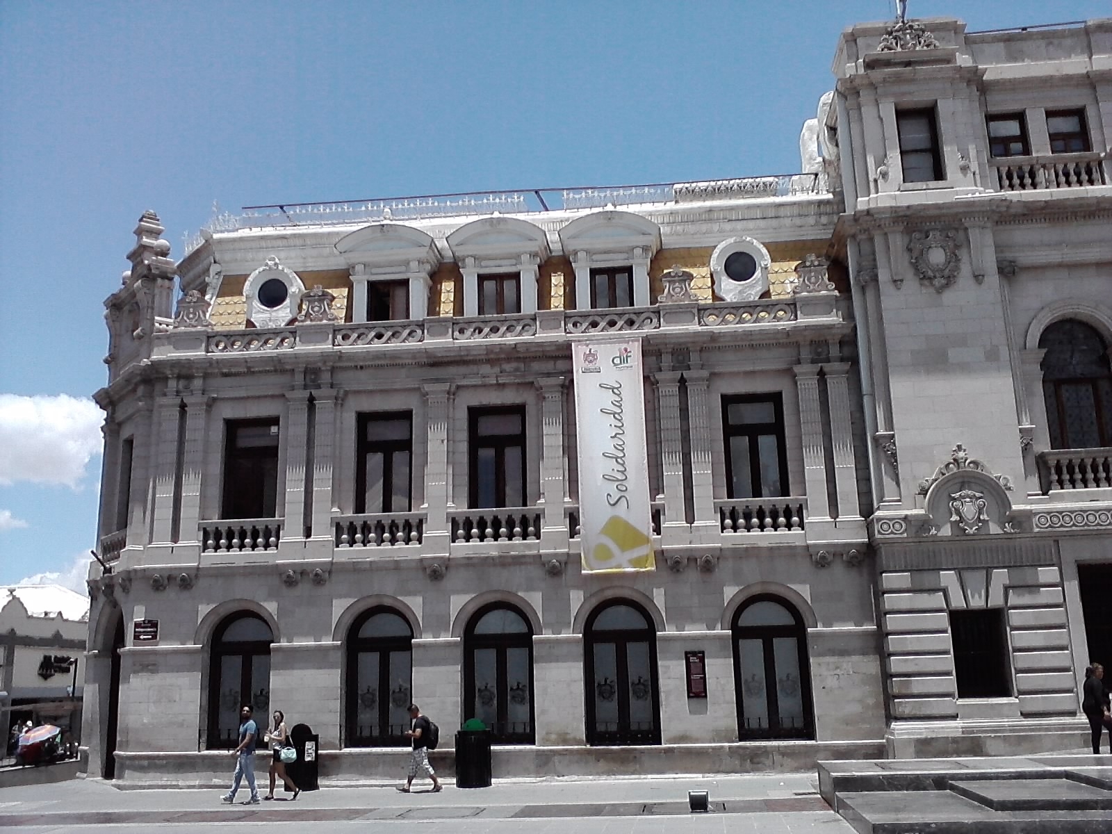 bitacoraoscar: DIEZ GRANDES CASAS O EDIFICIOS DE LA CIUDAD DE CHIHUAHUA