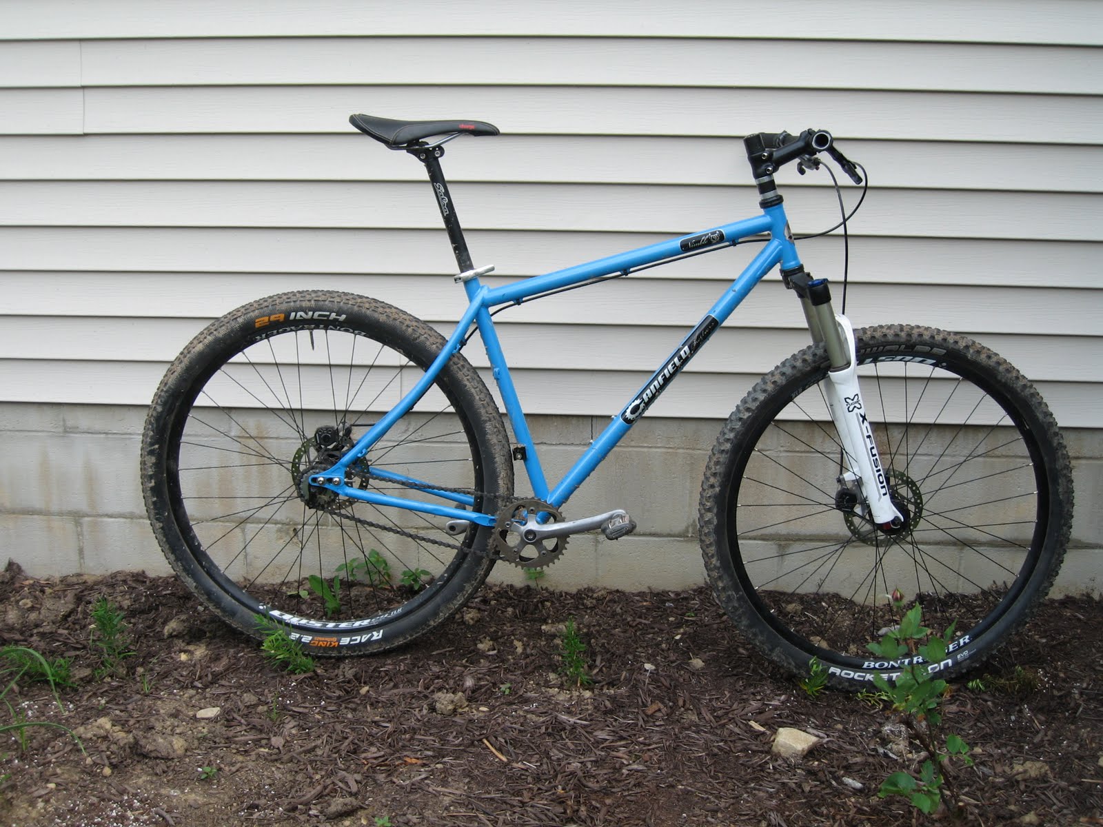 Bikes and Playgrounds Bike Review Canfield Nimble 9