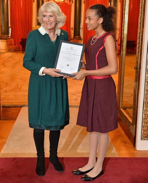 Winners, Veronica Shen, Catherine Wang, Elise Jensen and Nnemdi Ozoemena. Duchess of Cornwall met with Author Geri Horner