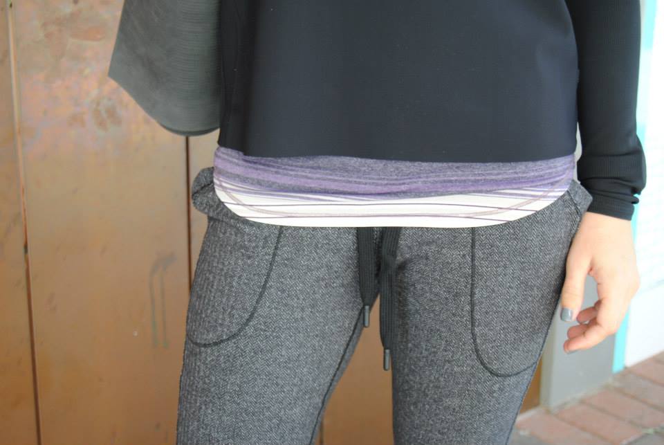 lululemon base runner pant pockets