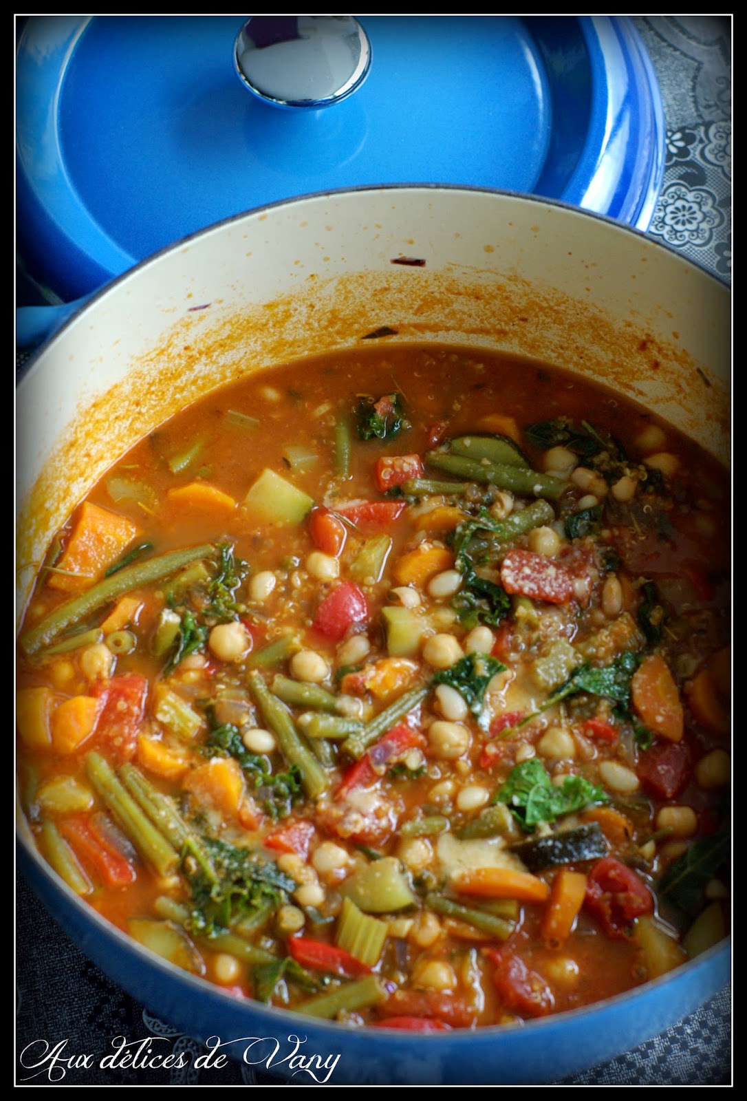 Minestrone au chou Kale et au quinoa