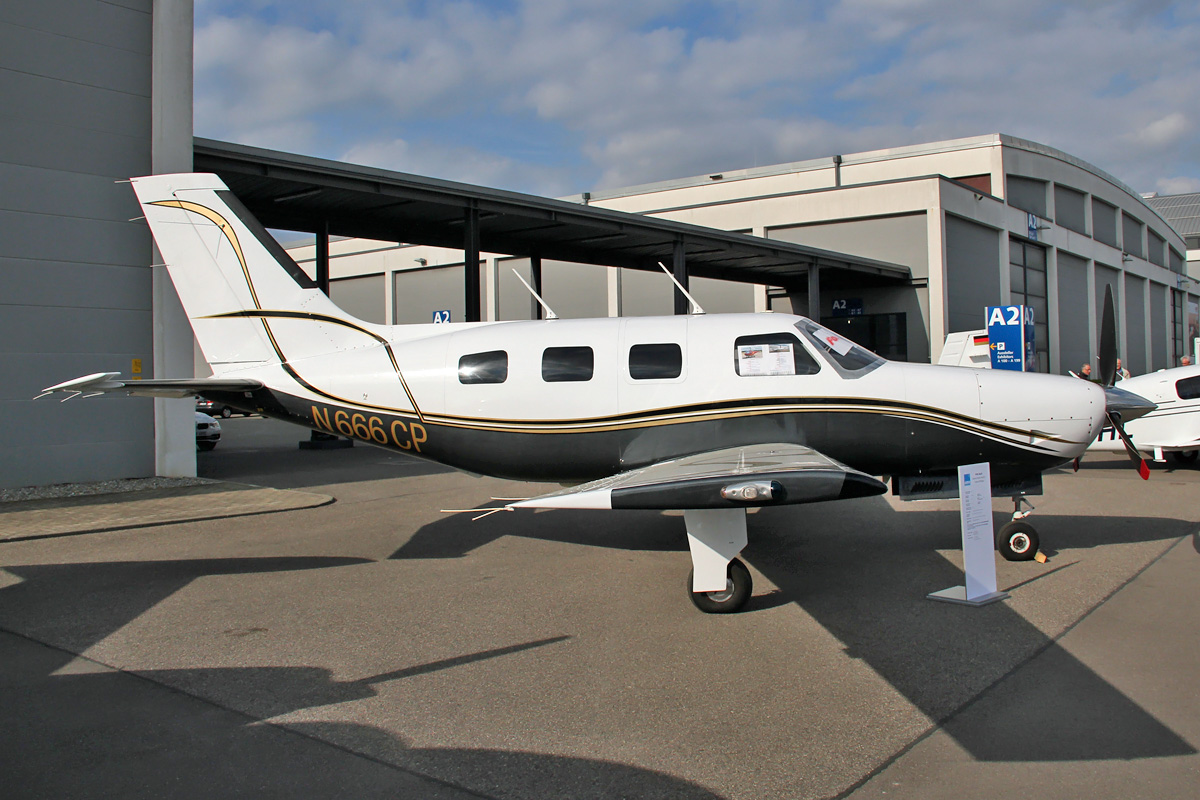Eastwings Piper PA46310P Malibu * Private * N666CP