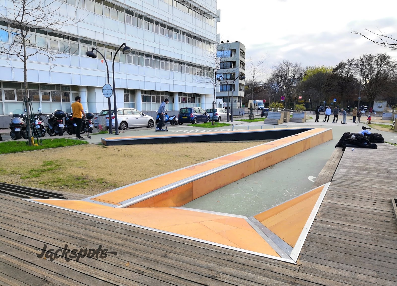 Paris la skate plaza de Javel ! Jackspots