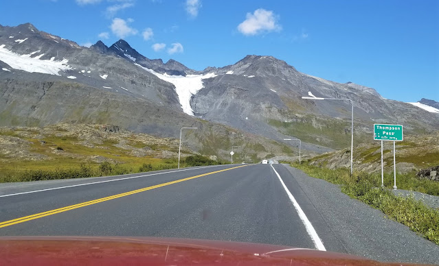 Thompson Pass road going to Valdez