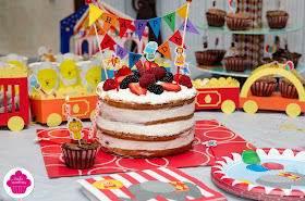 Naked cake aux fruits rouges et chantilly - Gâteau d'anniversaire 