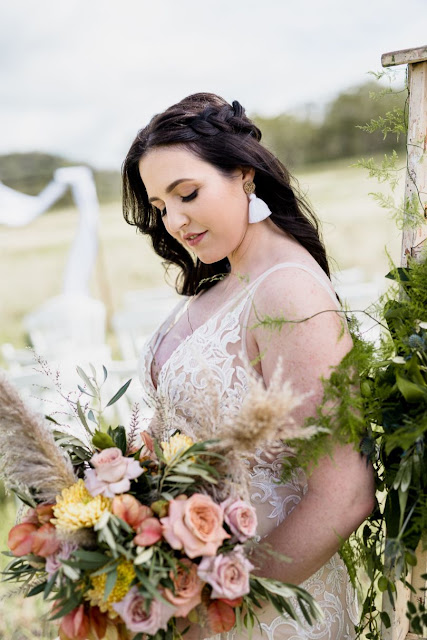William Gordon Photography toowoomba weddings bridal gowns florals