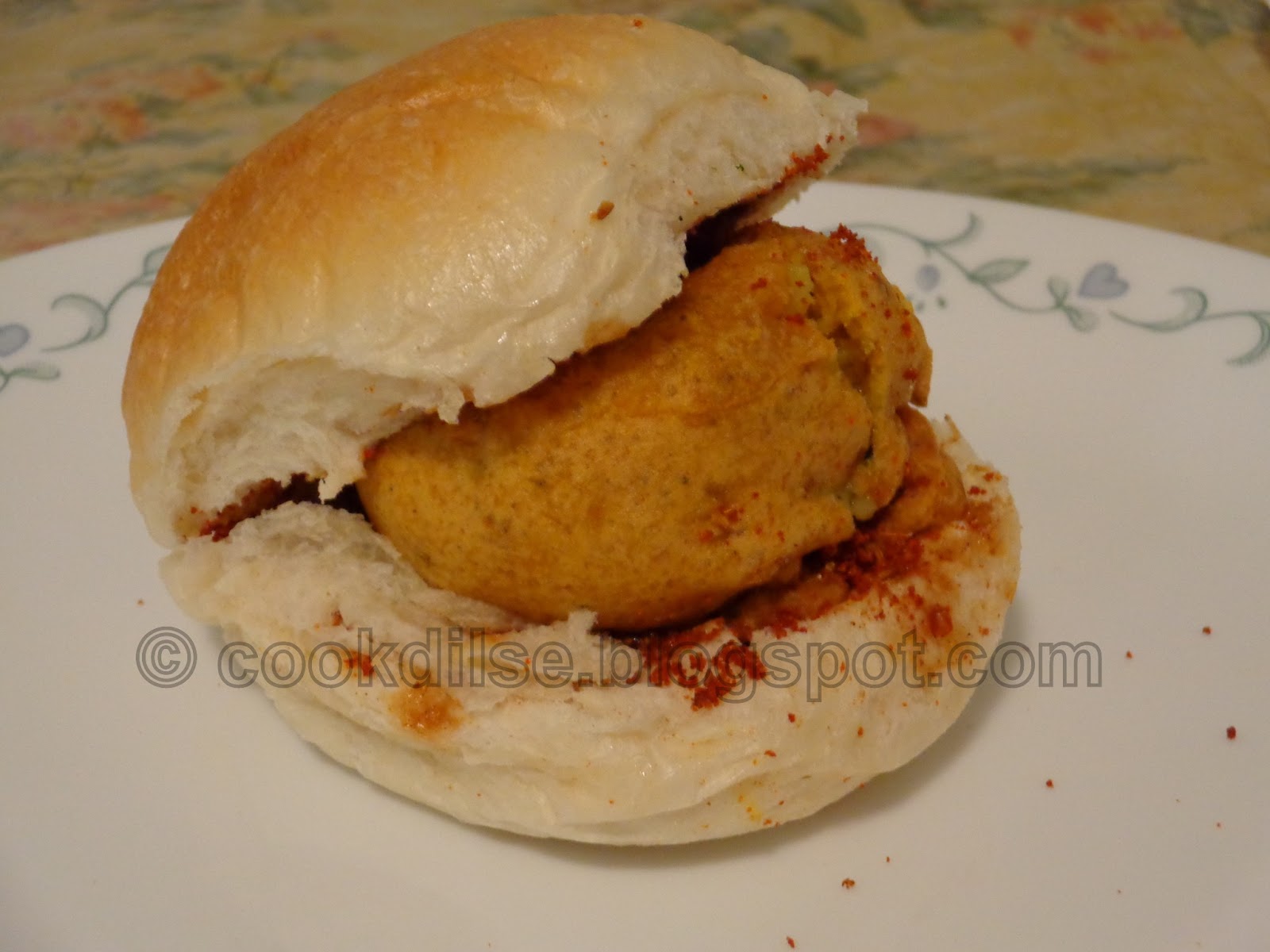 Cook Dil Se VADA PAV(Bombay Burger)