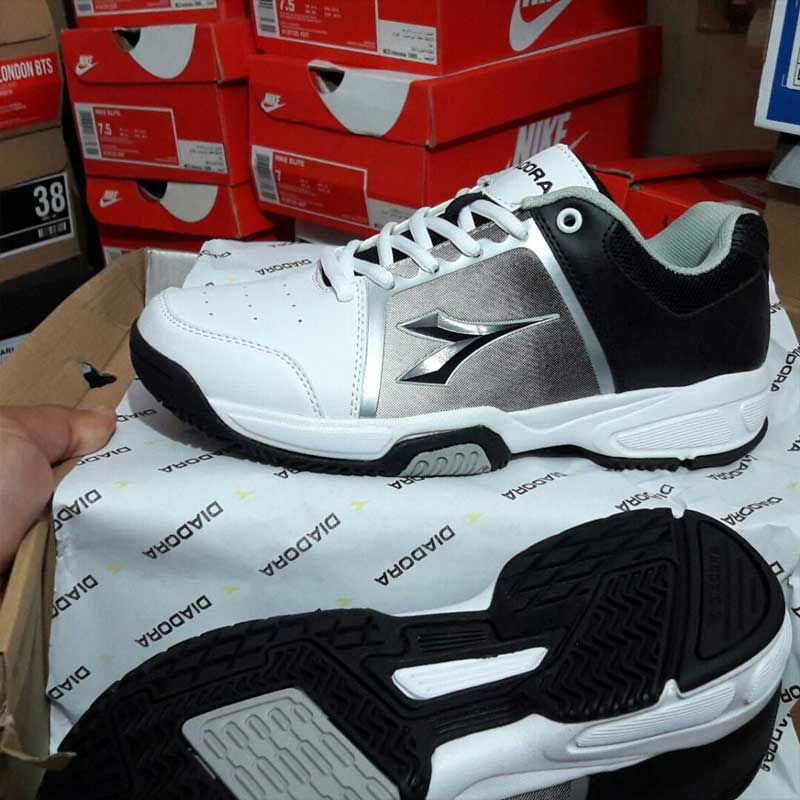diadora badminton set