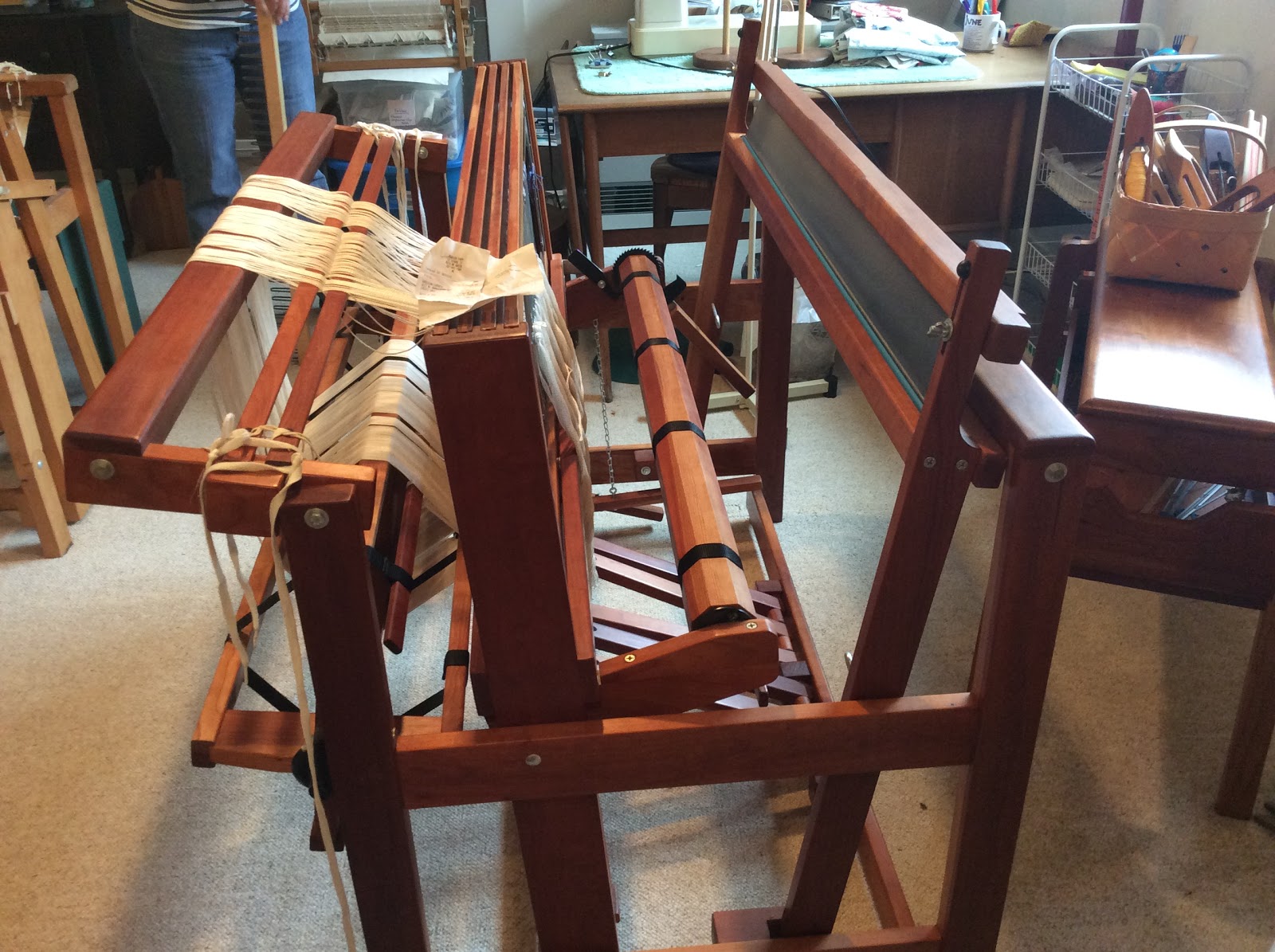 MAINE VILLAGE WEAVER Loomcraft used loom 4 harness cherry