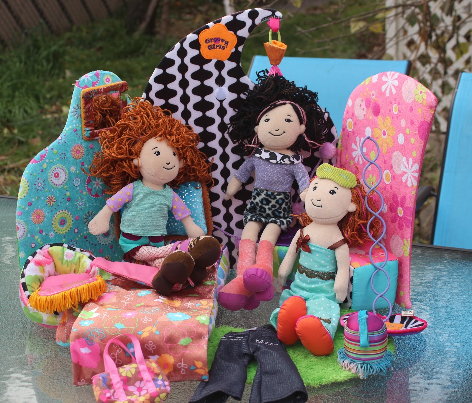 PLANET OF THE DOLLS: Doll-A-Day 2017 #298:Groovy Girls