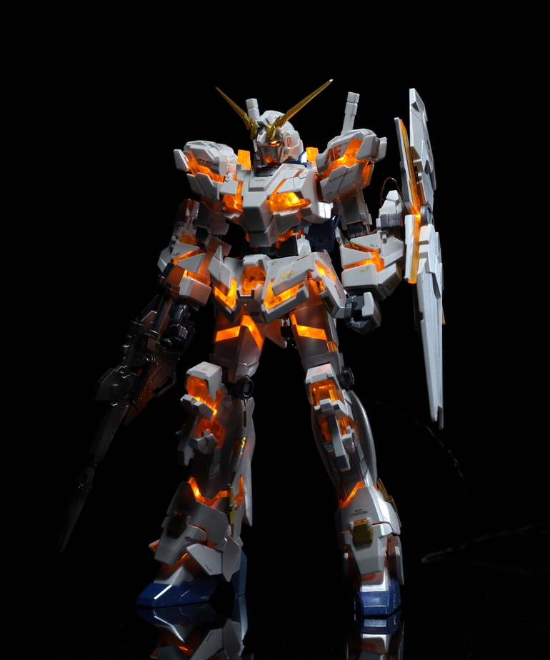 Custom Build: HGUC 1/144 Unicorn Gundam Destroy Mode + LED - Gundam Kits Collection News and Reviews