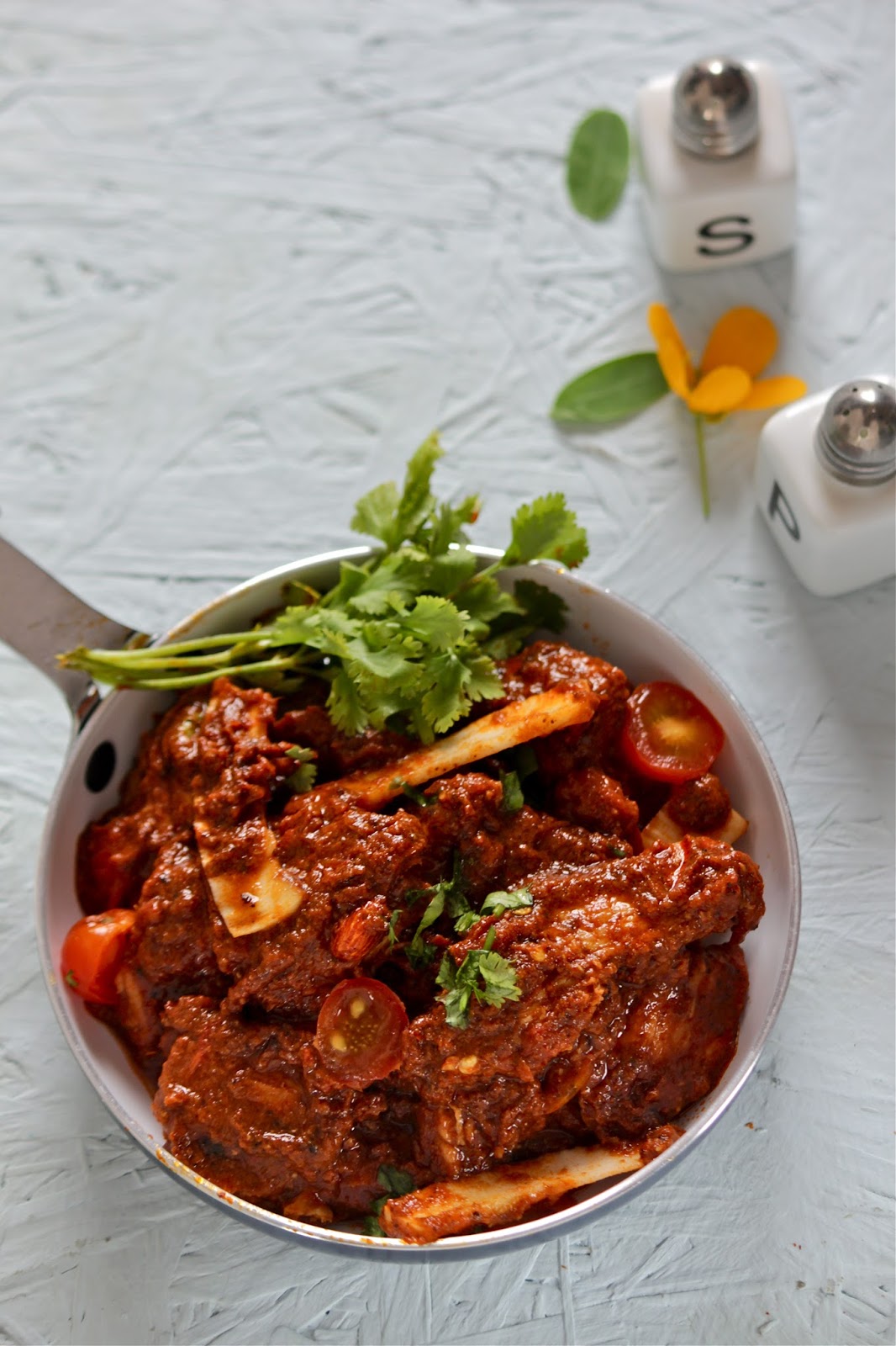 Plateful Parsee Red Chicken Curry — Cozy up with a touch of spicy