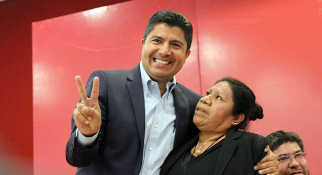 Candidata de Nueva Alianza se suma a Eduardo Rivera