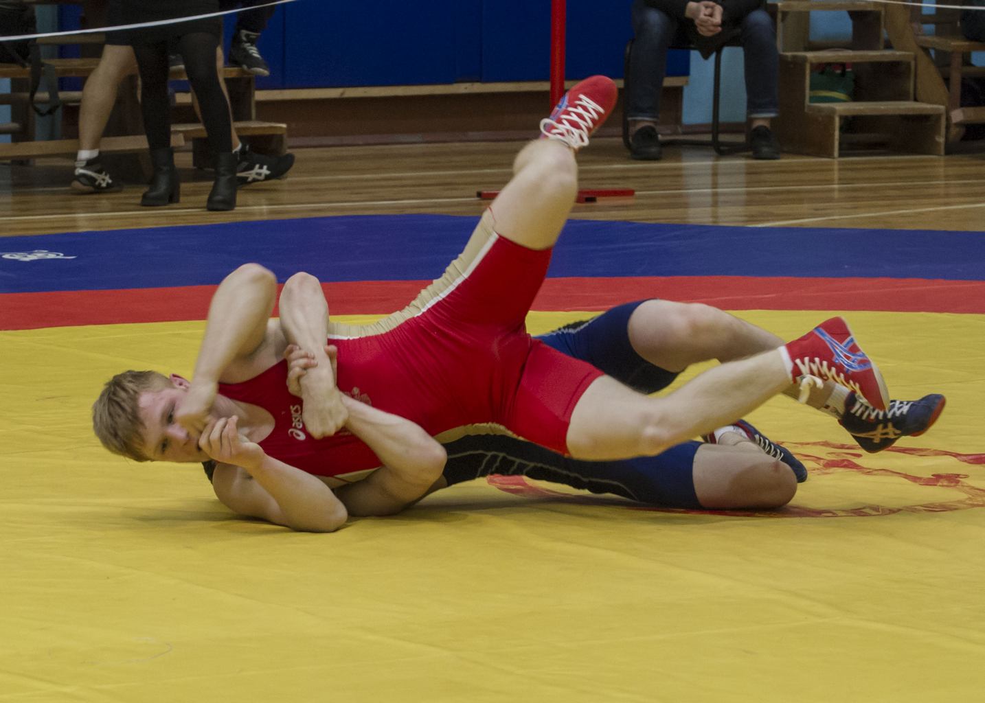 спортсмены греко римской борьбы. греко-римская борьба орск авангард. борьба в кисловодске. муса евлоев. сергей козырев борец.